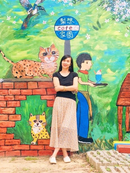 翁已涵 女士